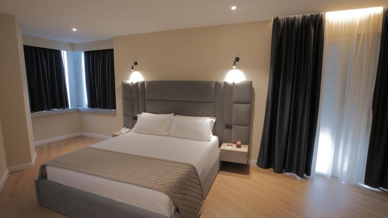 Granda Hotel Yzberishti Extérieur photo